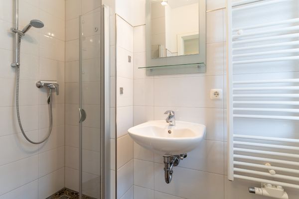  Haus Nordperle - Badallee 30e Dorf - Badezimmer