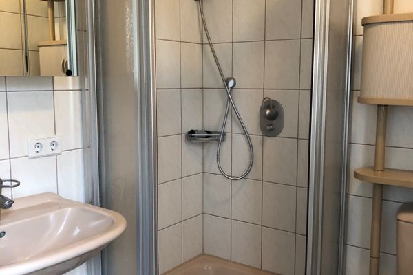 Bövergeest 10 Wohnung Weitblick Dorf - Badezimmer