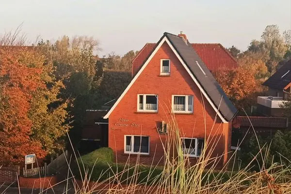 Hauptansicht Haus Greune Stee Weg 11 Ferienwohnung Möwe