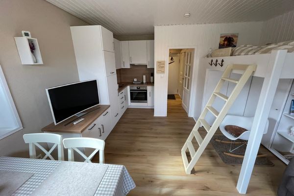  Wohnung OrdingNest Bad - Wohnzimmer