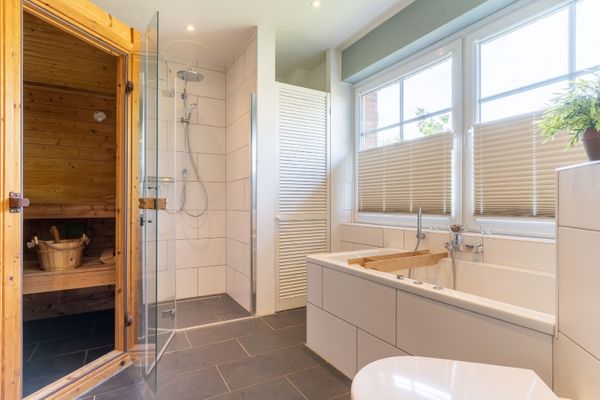  Auszeit am Leuchtturm Böhl - Badezimmer