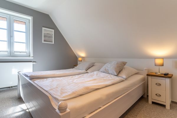  Auszeit am Leuchtturm Böhl - Schlafzimmer