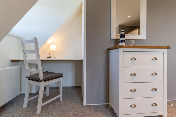  Auszeit am Leuchtturm Böhl - Schlafzimmer