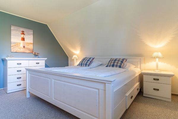  Auszeit am Leuchtturm Böhl - Schlafzimmer