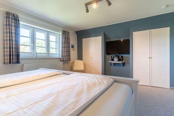  Auszeit am Leuchtturm Böhl - Schlafzimmer