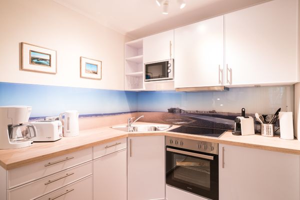 Friesenresidenz Wohnung Halligflieder Bad - Küche / Küchenzeile