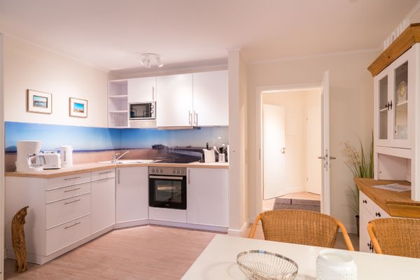 Friesenresidenz Wohnung Halligflieder Bad - Küche / Küchenzeile