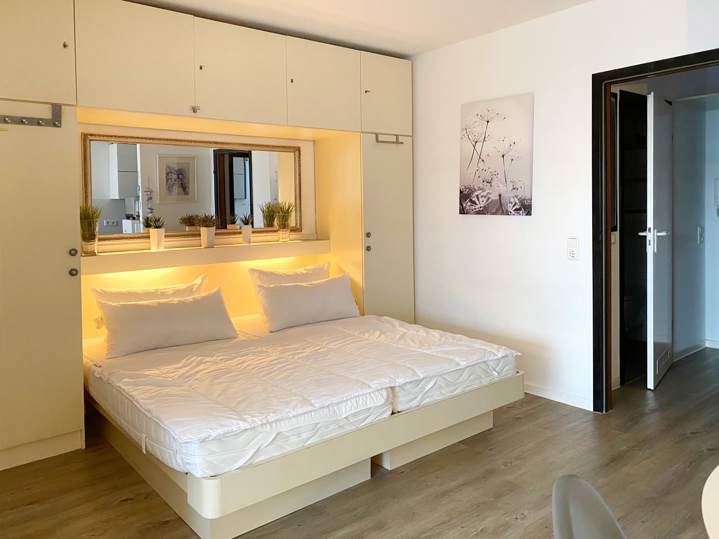 Kaiserhof Apartment 103, Typ A  - Bett