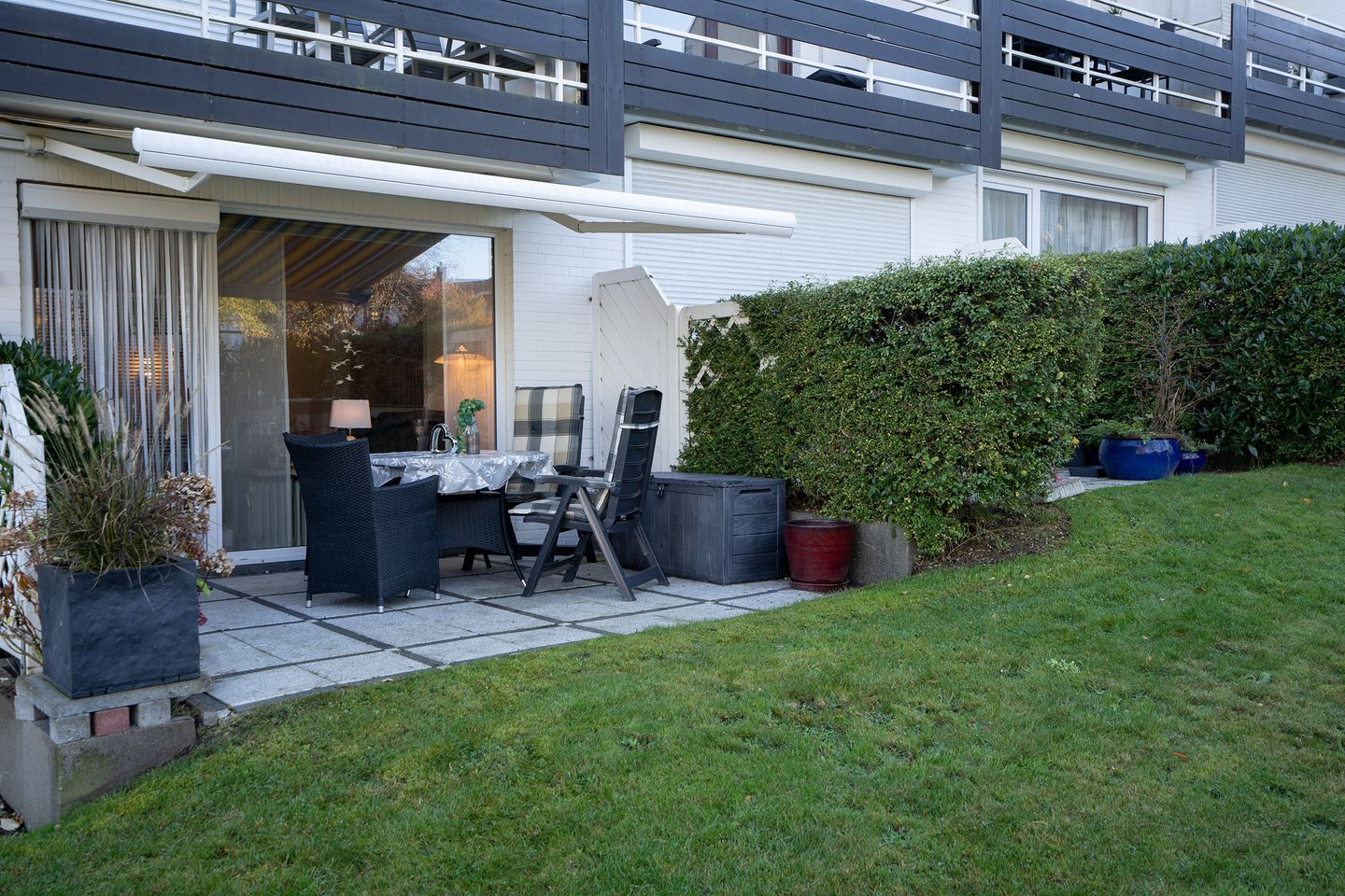 AHW/002 - "Mit Teilseeblick von der Terrasse" Scharbeutz - Gartenblick