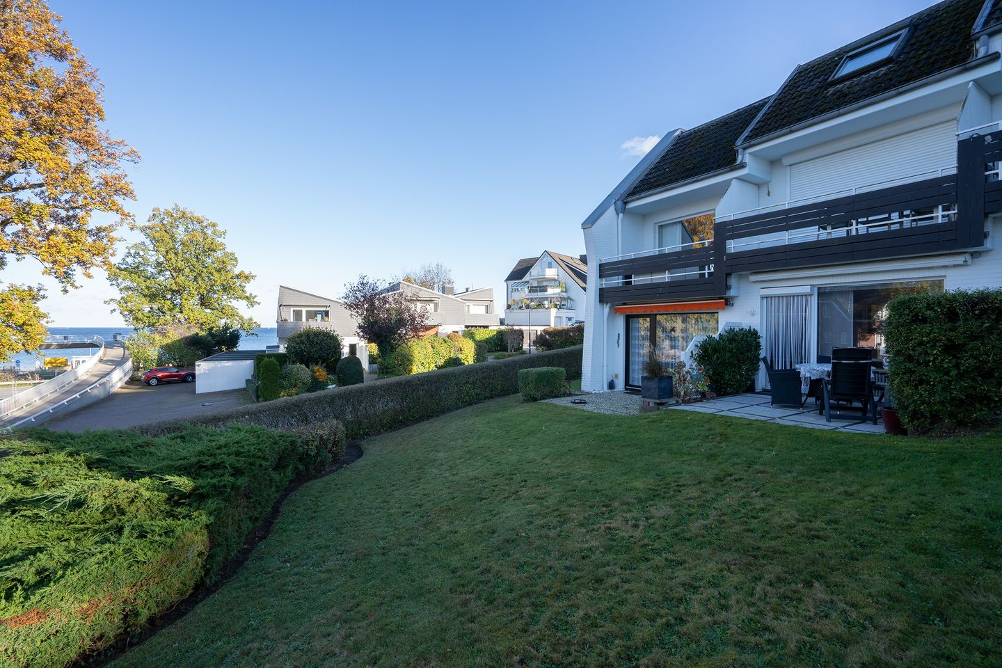 AHW/002 - "Mit Teilseeblick von der Terrasse" Scharbeutz - Gartenblick