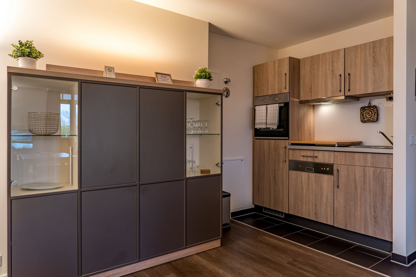 Resort Deichgraf Resort Deichgraf 27-05 Wremen - Küchenzeile mit Backofen