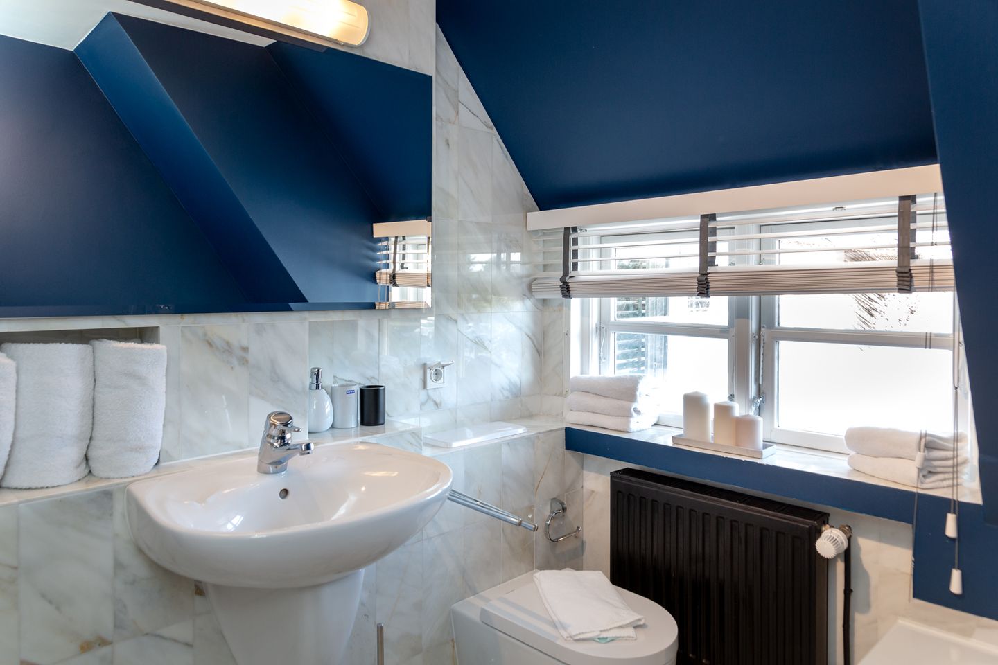  Haus Bo - ehemals Stephanie Kampen - Badezimmer