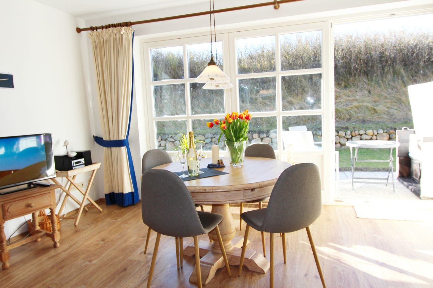 Dünenblick III - Dünenstr. 7, App. 2 Wenningstedt - Wohnzimmer