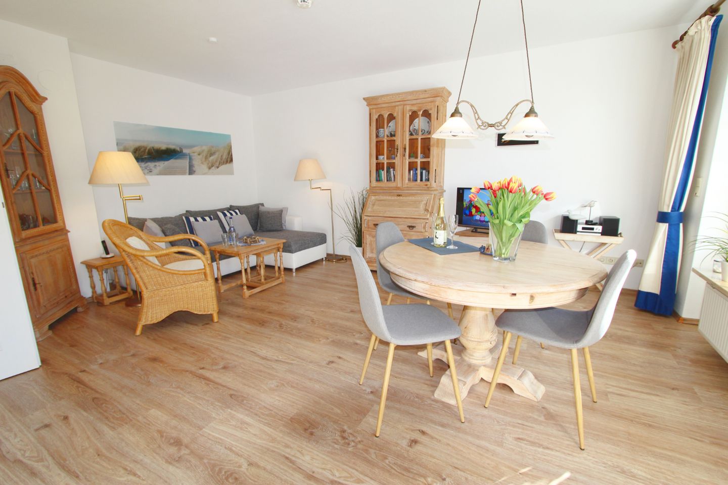 Dünenblick III - Dünenstr. 7, App. 2 Wenningstedt - Wohnzimmer