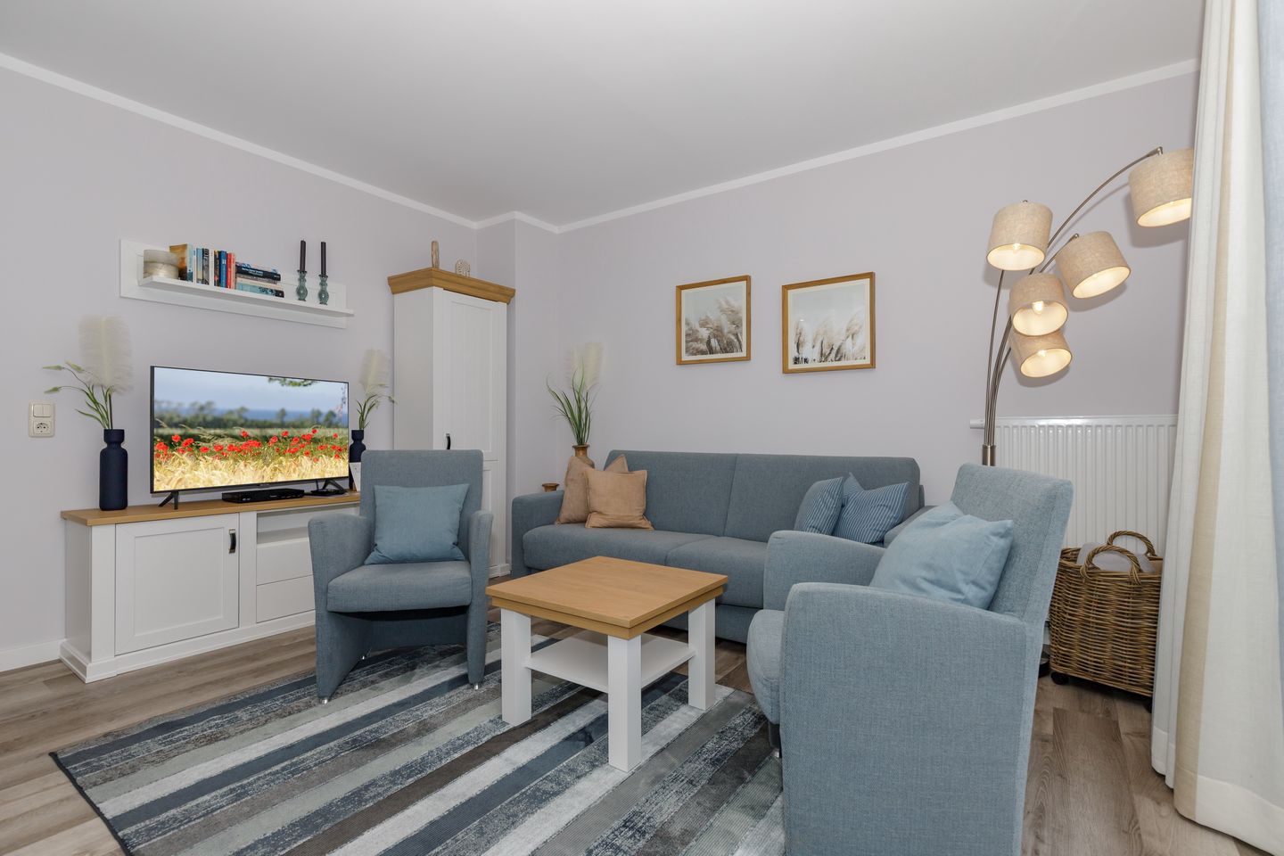 Meeresblick Meeresblick 324 Kühlungsborn - Wohn-Essbereich mit Couch