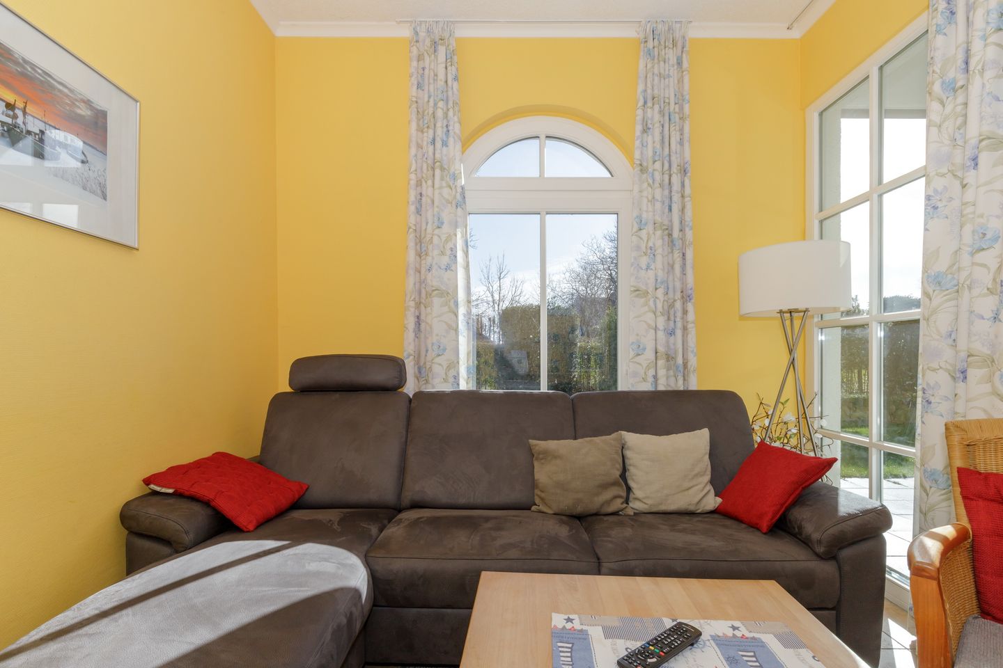 Apartmenthaus Atlantik Apartmenthaus Atlantik 004 Kühlungsborn - Wohn-Essbereich mit Couch