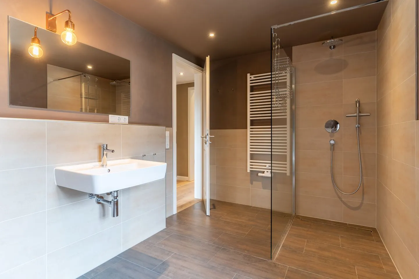 Dorf Domizil Reetdachhaus Reetkate SPO Dorf - 