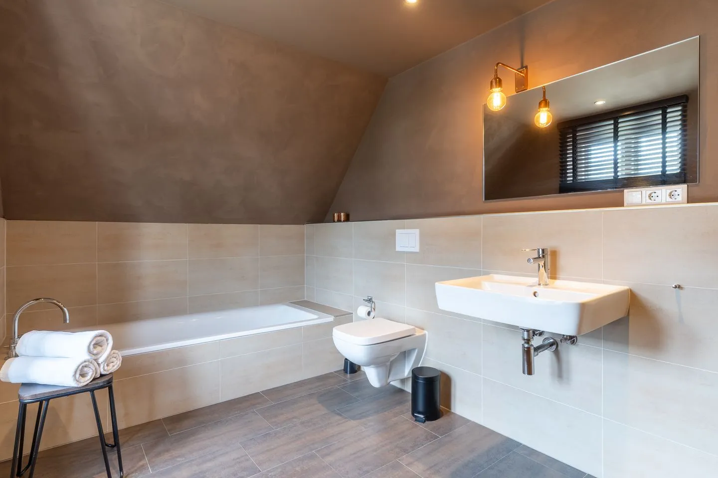 Dorf Domizil Reetdachhaus Reetkate SPO Dorf - 