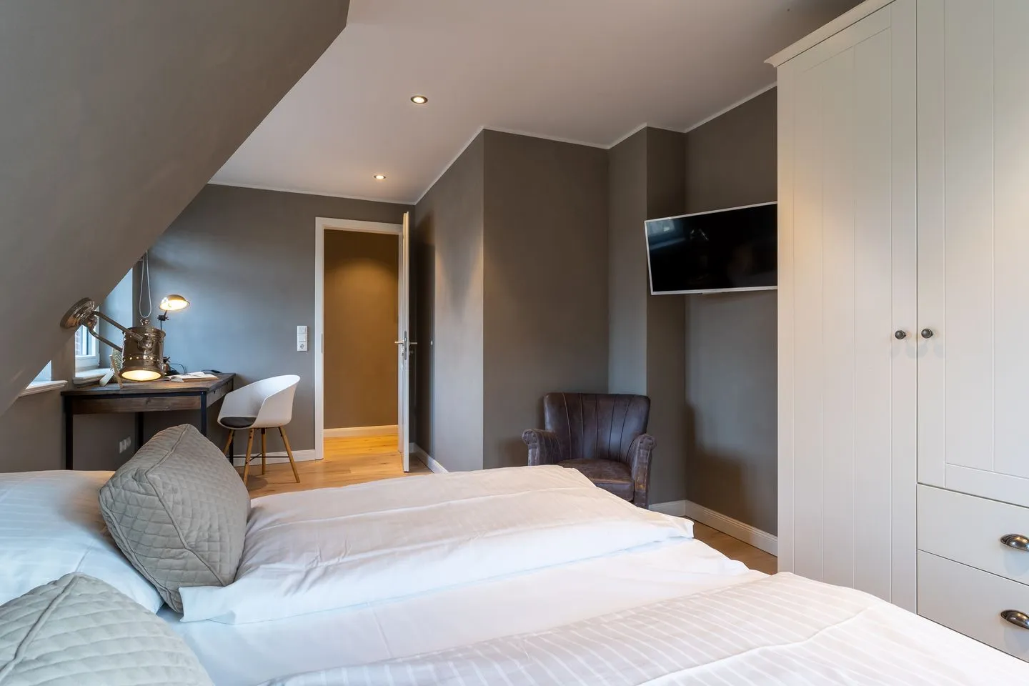 Dorf Domizil Ferienhaus Dorfremise SPO Dorf - 