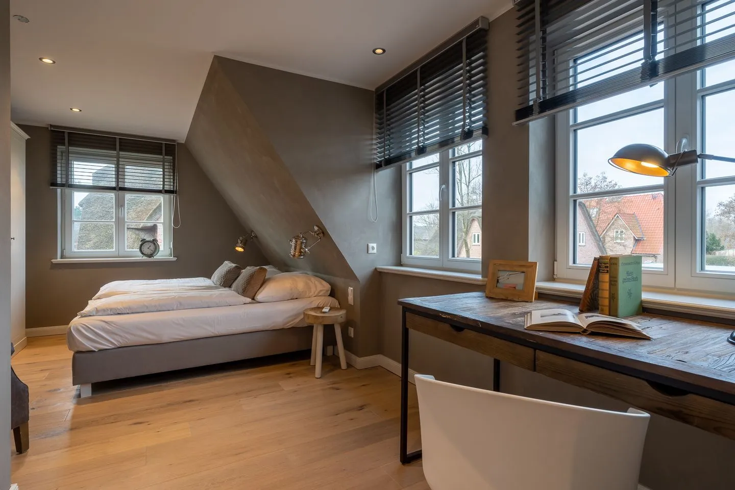 Dorf Domizil Ferienhaus Dorfremise SPO Dorf - 