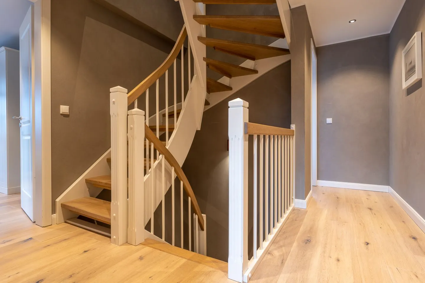 Dorf Domizil Ferienhaus Dorfremise SPO Dorf - 