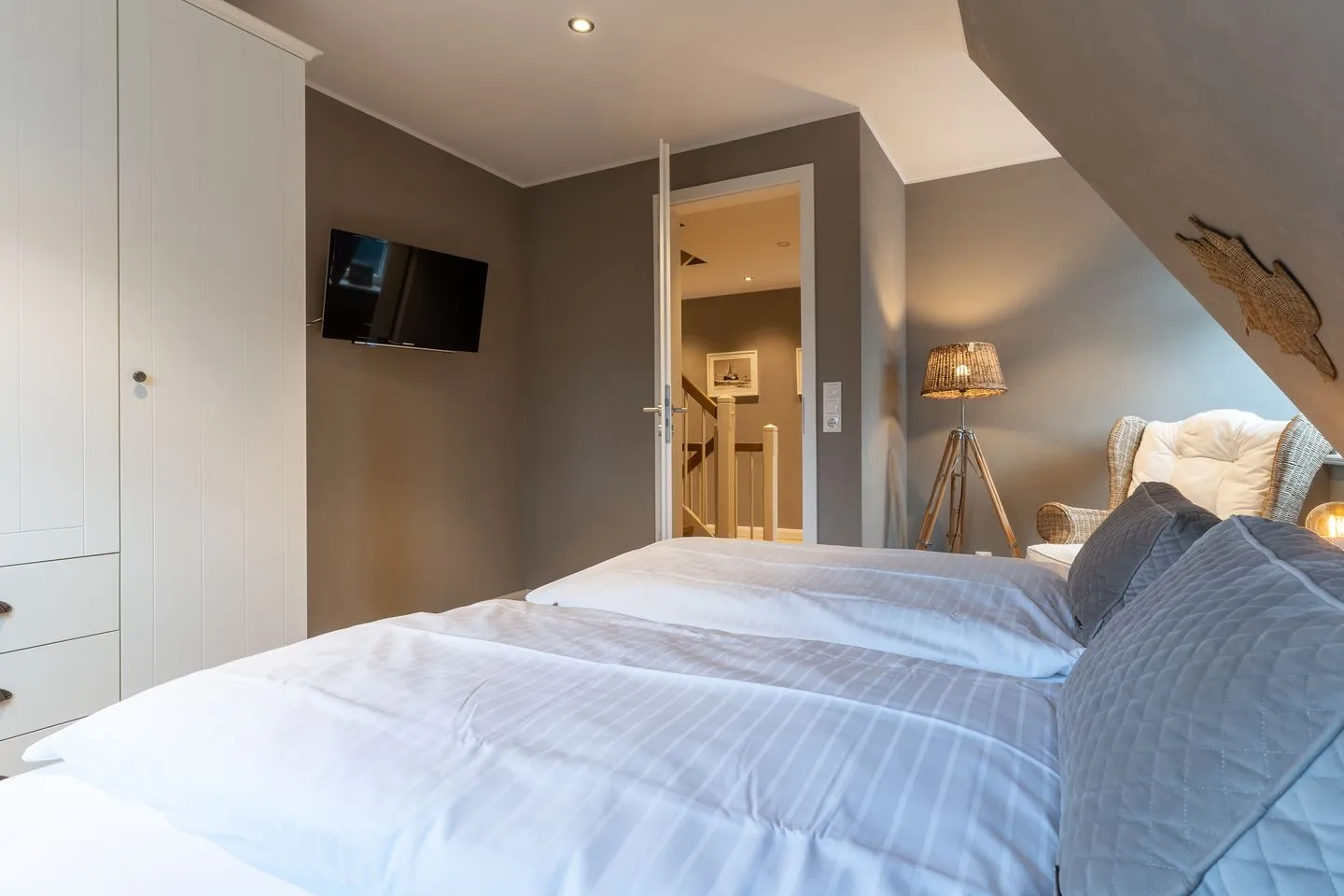 Dorf Domizil Ferienhaus Dorfremise SPO Dorf - 