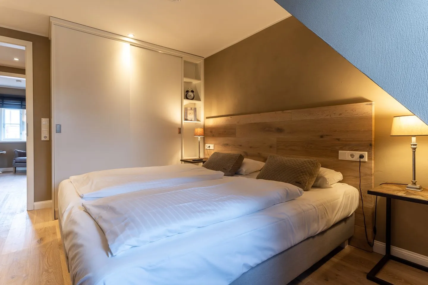 Dorf Domizil Reetdachhaus Strohhütte SPO Dorf - 