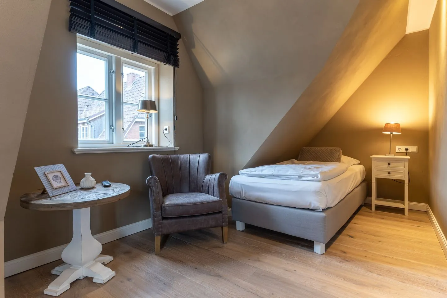 Dorf Domizil Reetdachhaus Strohhütte SPO Dorf - 