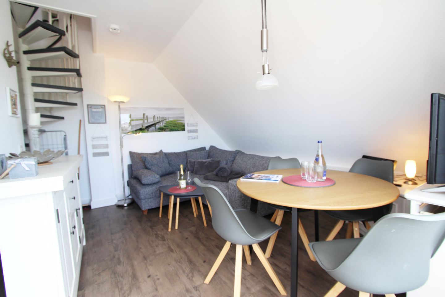 Wallhof - Horsatal 11e, App. 10 Wenningstedt - Wohnzimmer