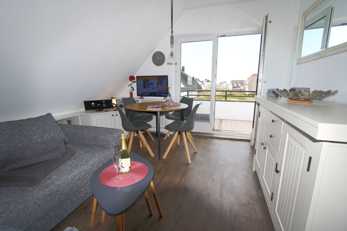 Wallhof - Horsatal 11e, App. 10 Wenningstedt - Wohnzimmer