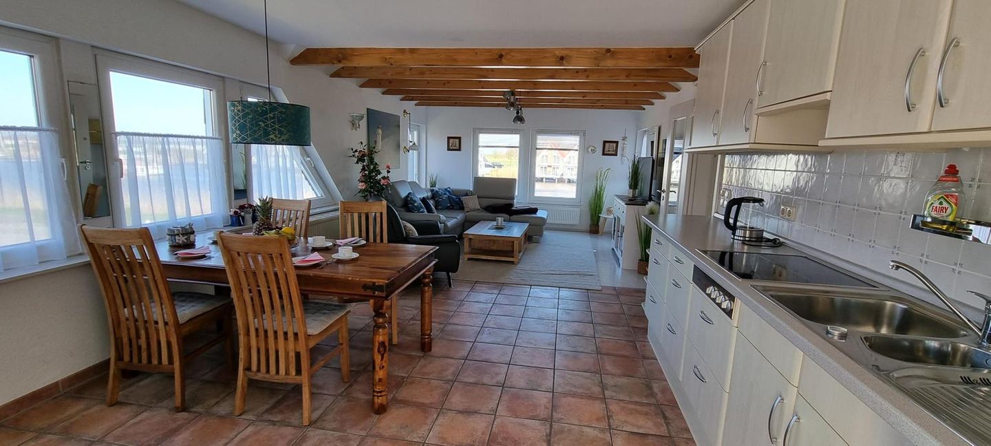  Ferienwohnung Am Yachthafen 100 Obergeschoss Harlesiel - 