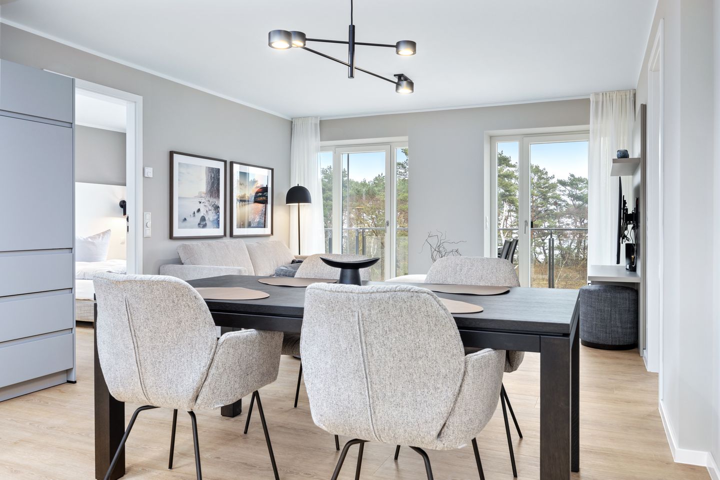 Strandresidenzen Binz-Prora Strandresidenzen Binz-Prora D3.1 Rügen - Wohn-Essbereich mit Couch