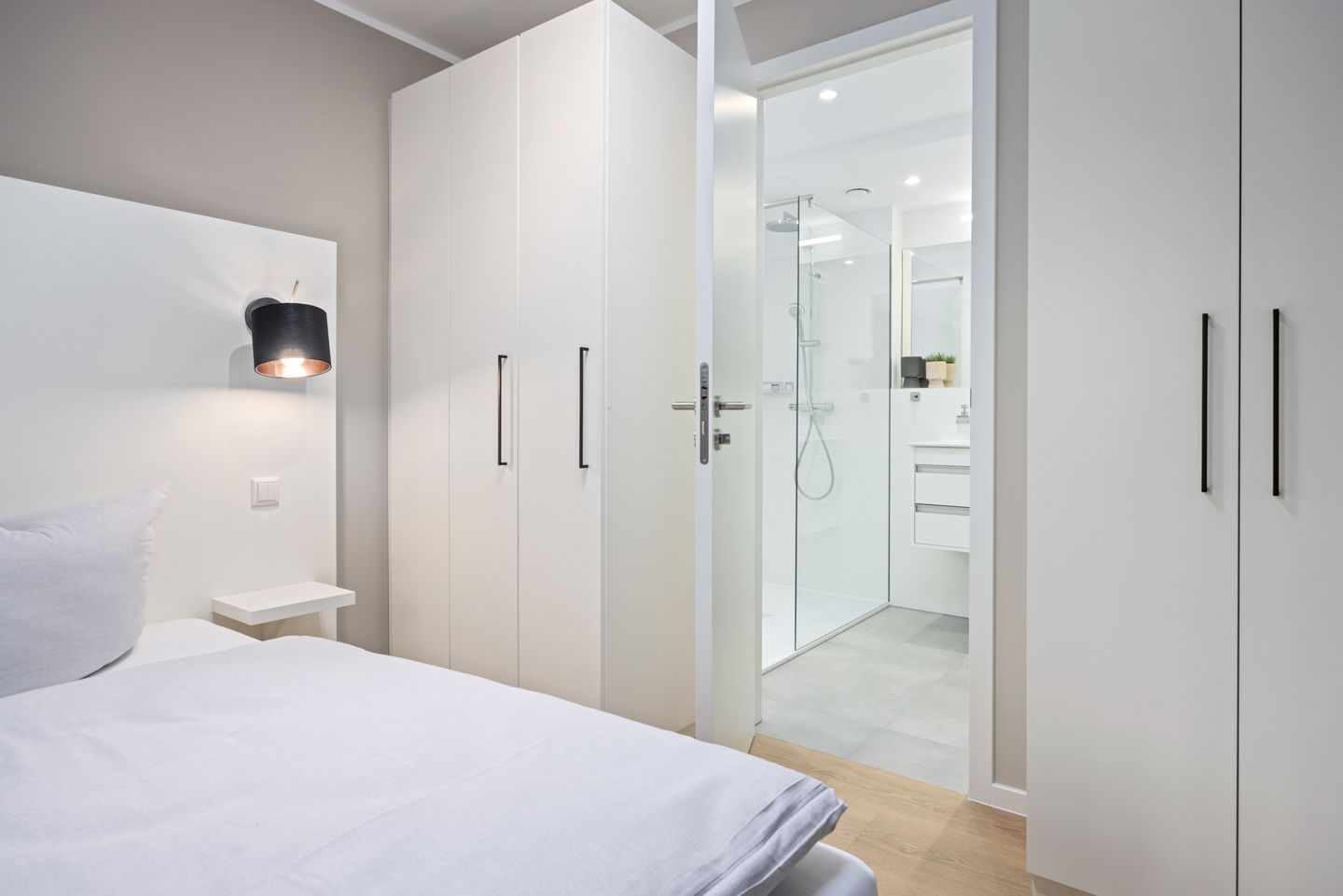 Strandresidenzen Binz-Prora Strandresidenzen Binz-Prora D3.4 Rügen - Schlafzimmer mit Doppelbett