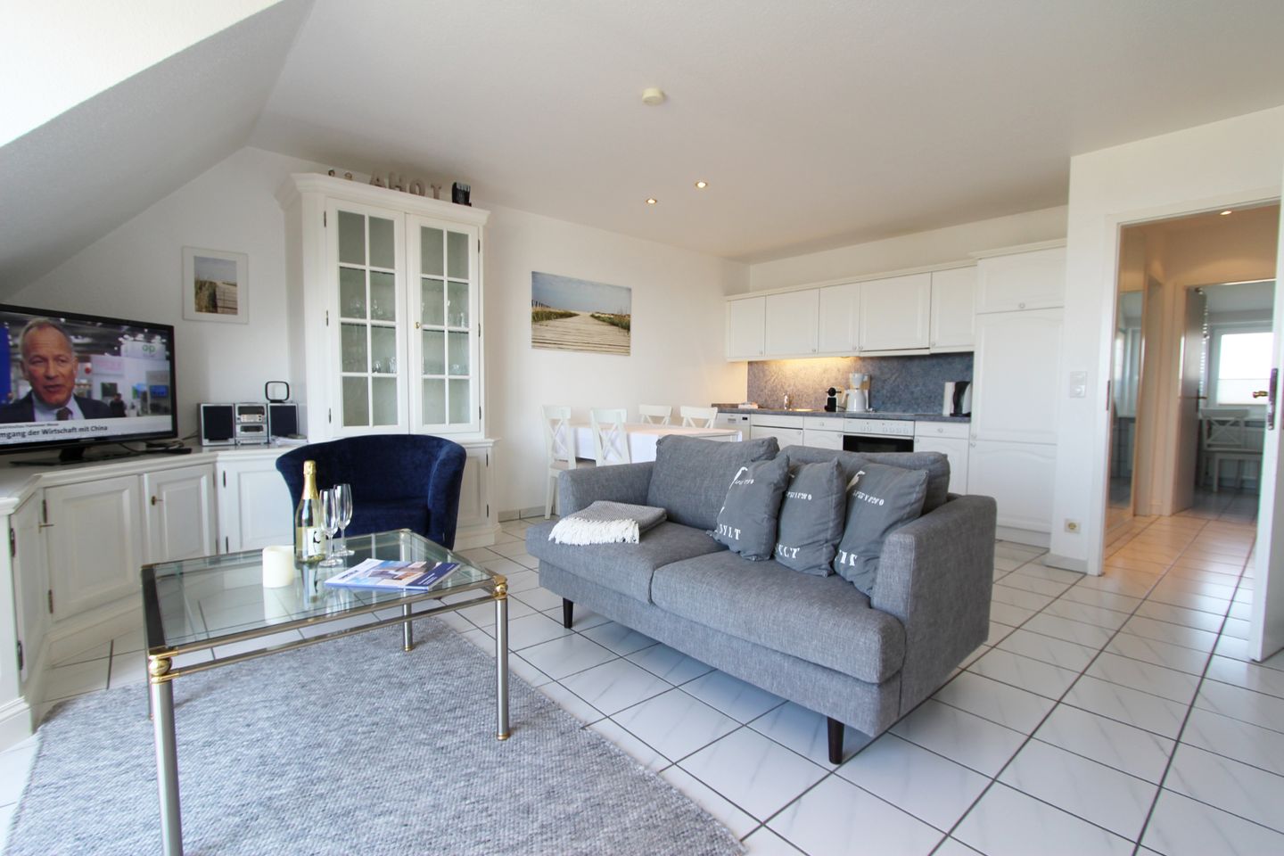 Nordseeblick II  - Dünenstr. 21, App. 5 Wenningstedt - Wohnzimmer