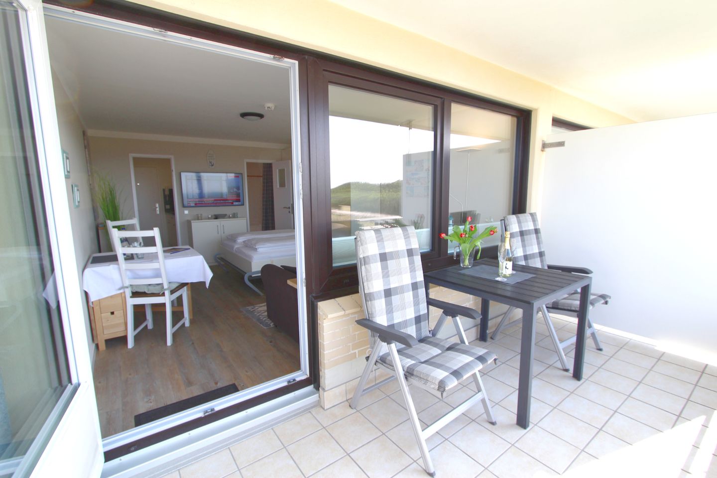 Dünenhof zum Kronprinzen- Seestr. 18, App. 27 Wenningstedt - Balkon