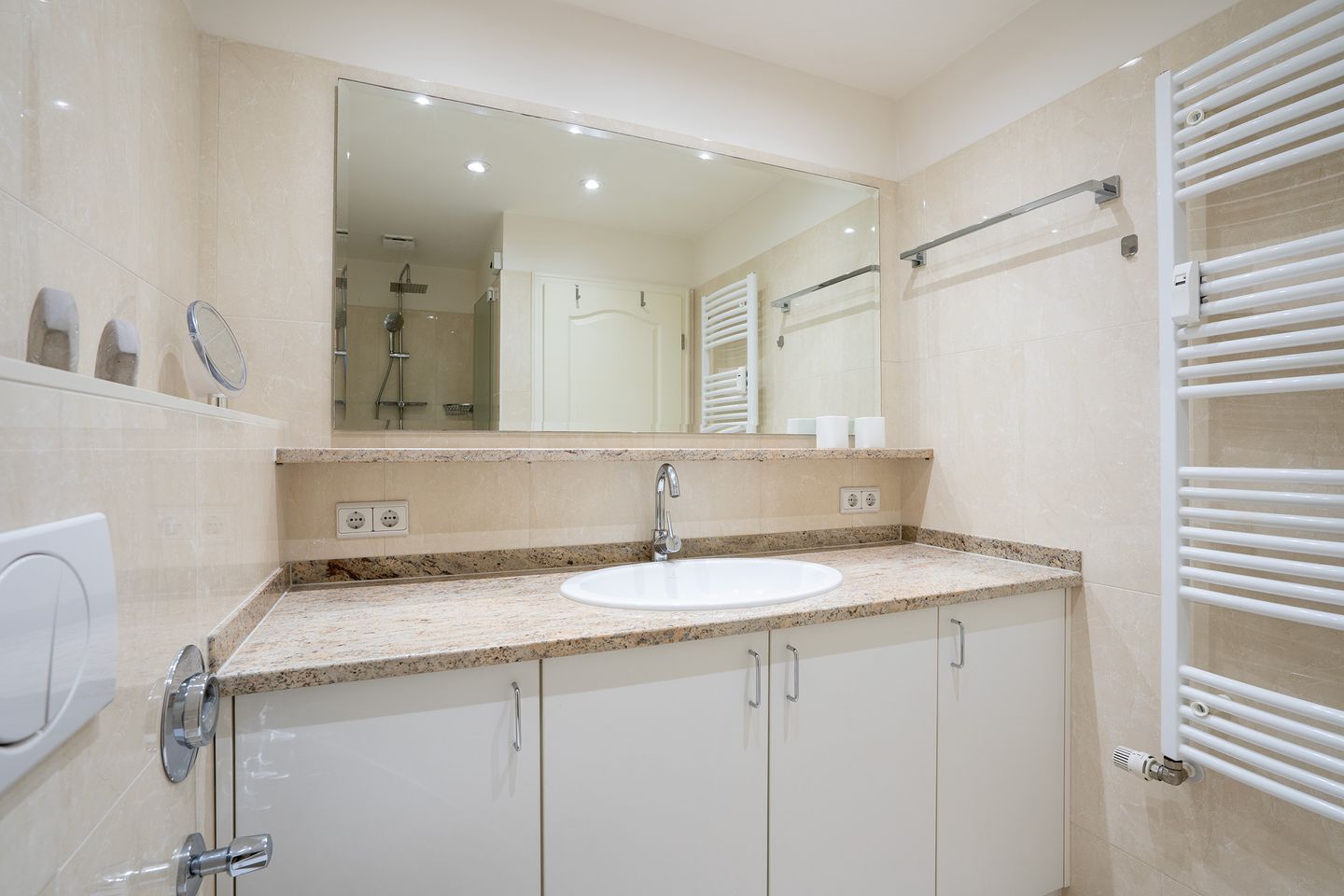  H3/53 - Hanseat - Außenschwimmbad Scharbeutz - Badezimmer