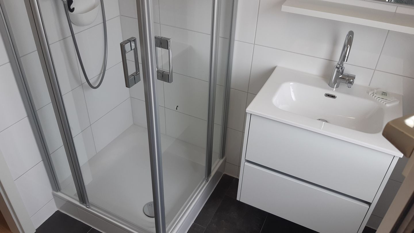 Haus Polarstern Ferienwohnung Kapella Haus Polarstern - Badezimmer