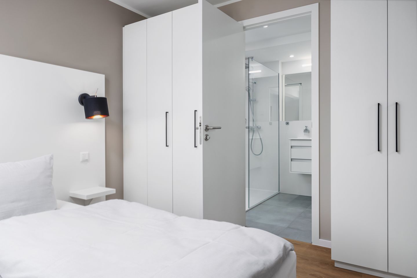 Strandresidenzen Binz-Prora Strandresidenzen Binz-Prora D2.4 Rügen - Schlafzimmer mit Doppelbett