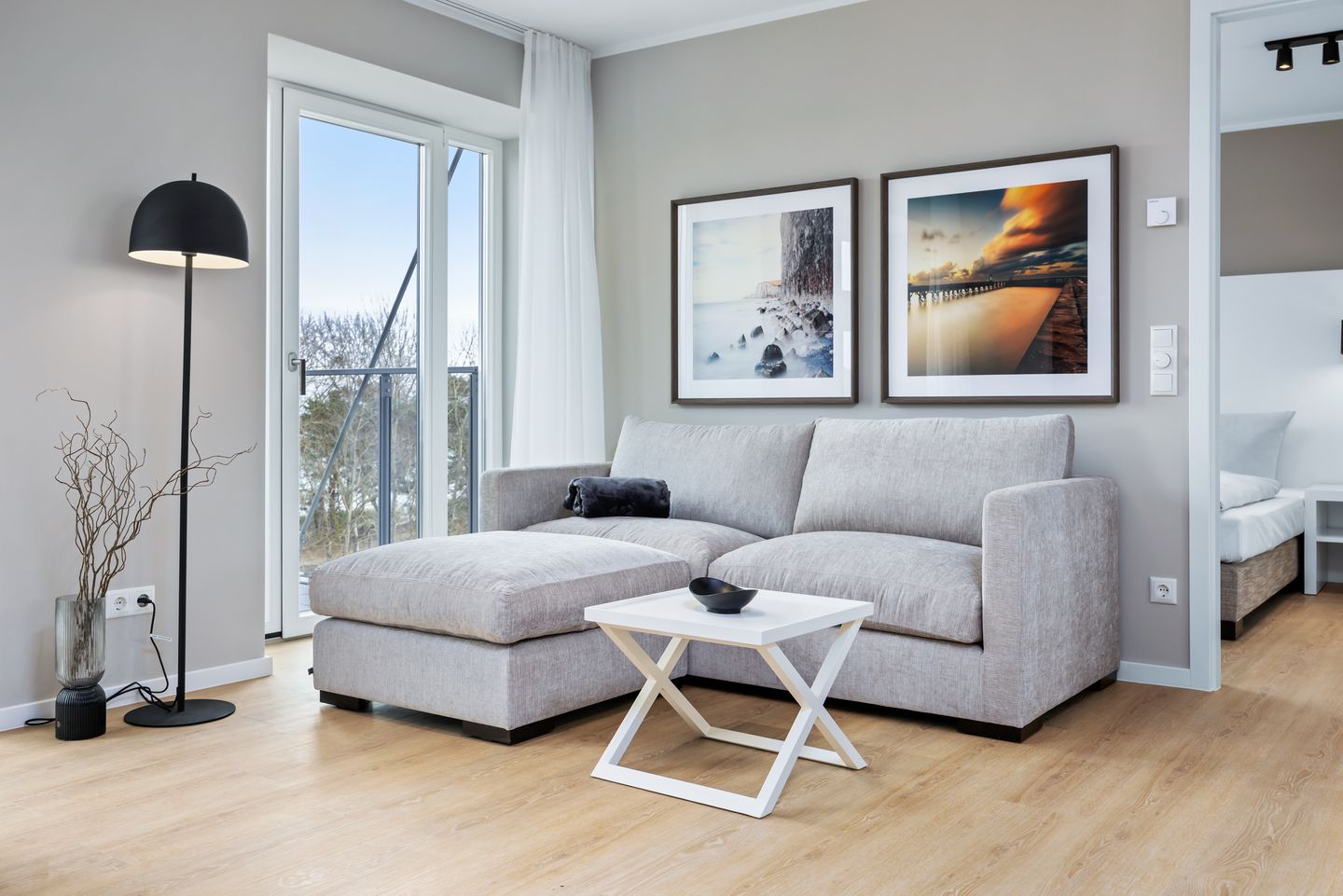 Strandresidenzen Binz-Prora Strandresidenzen Binz-Prora D5.5 Rügen - Wohn-Essbereich mit Couch