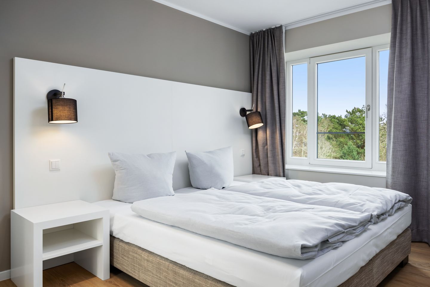 Strandresidenzen Binz-Prora Strandresidenzen Binz-Prora V3.1 Rügen - Schlafzimmer mit Doppelbett