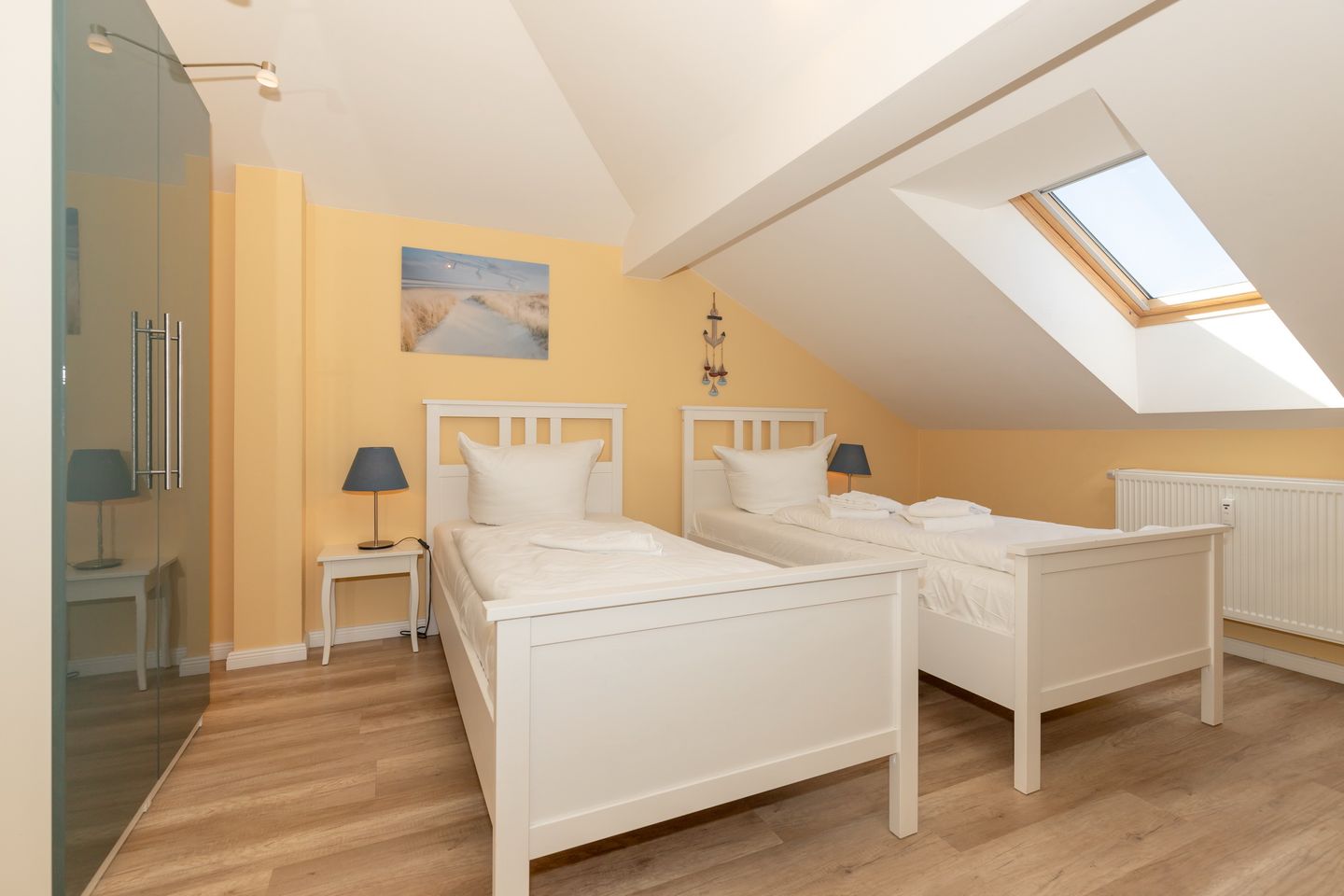 Apartment-Residenz Ostseestrand Apartment-Residenz Ostseestrand 32 Kühlungsborn - Schlafzimmer mit zwei Einzelbetten