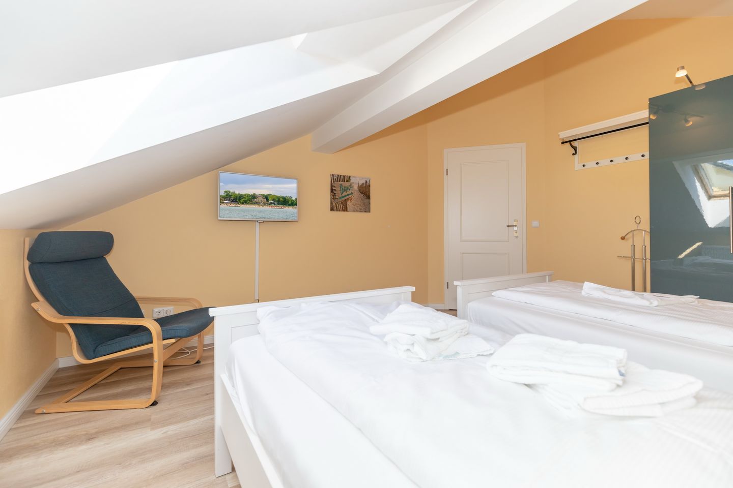 Apartment-Residenz Ostseestrand Apartment-Residenz Ostseestrand 32 Kühlungsborn - Schlafzimmer mit zwei Einzelbetten