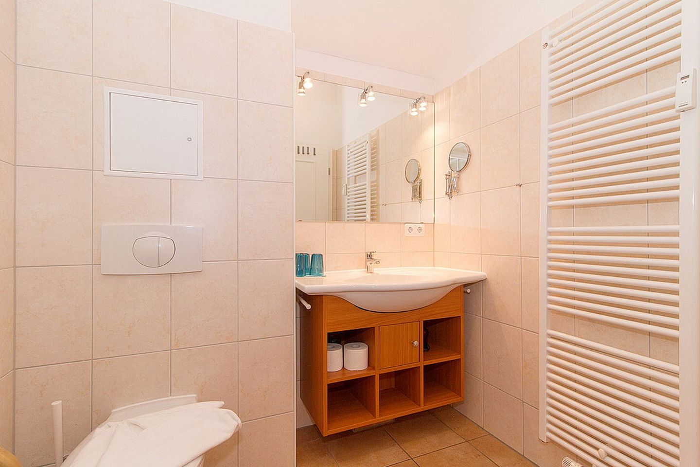 Apartment-Residenz Ostseestrand Apartment-Residenz Ostseestrand 32 Kühlungsborn - Badezimmer mit Dusche