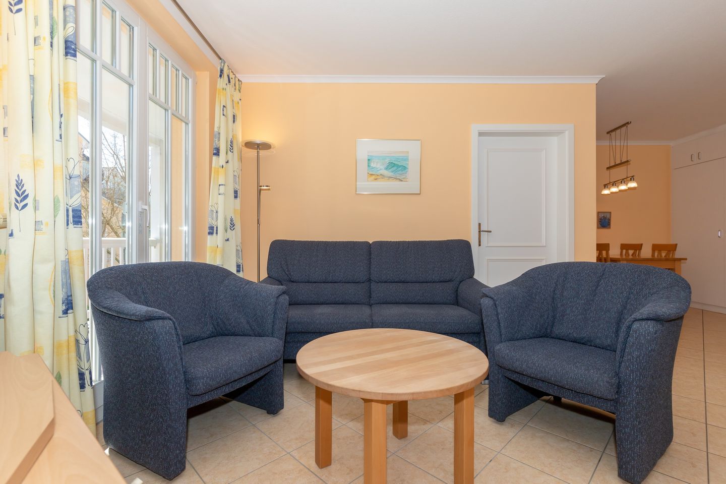 Dünenschloss Dünenschloss 2-09 Kühlungsborn - Wohn-Essbereich mit Couch