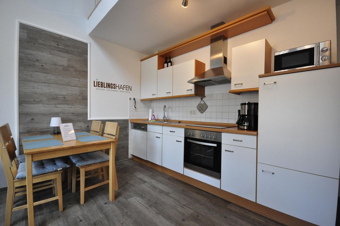  Ferienwohnung Königsberger Str. 20OG Carolinensiel - 