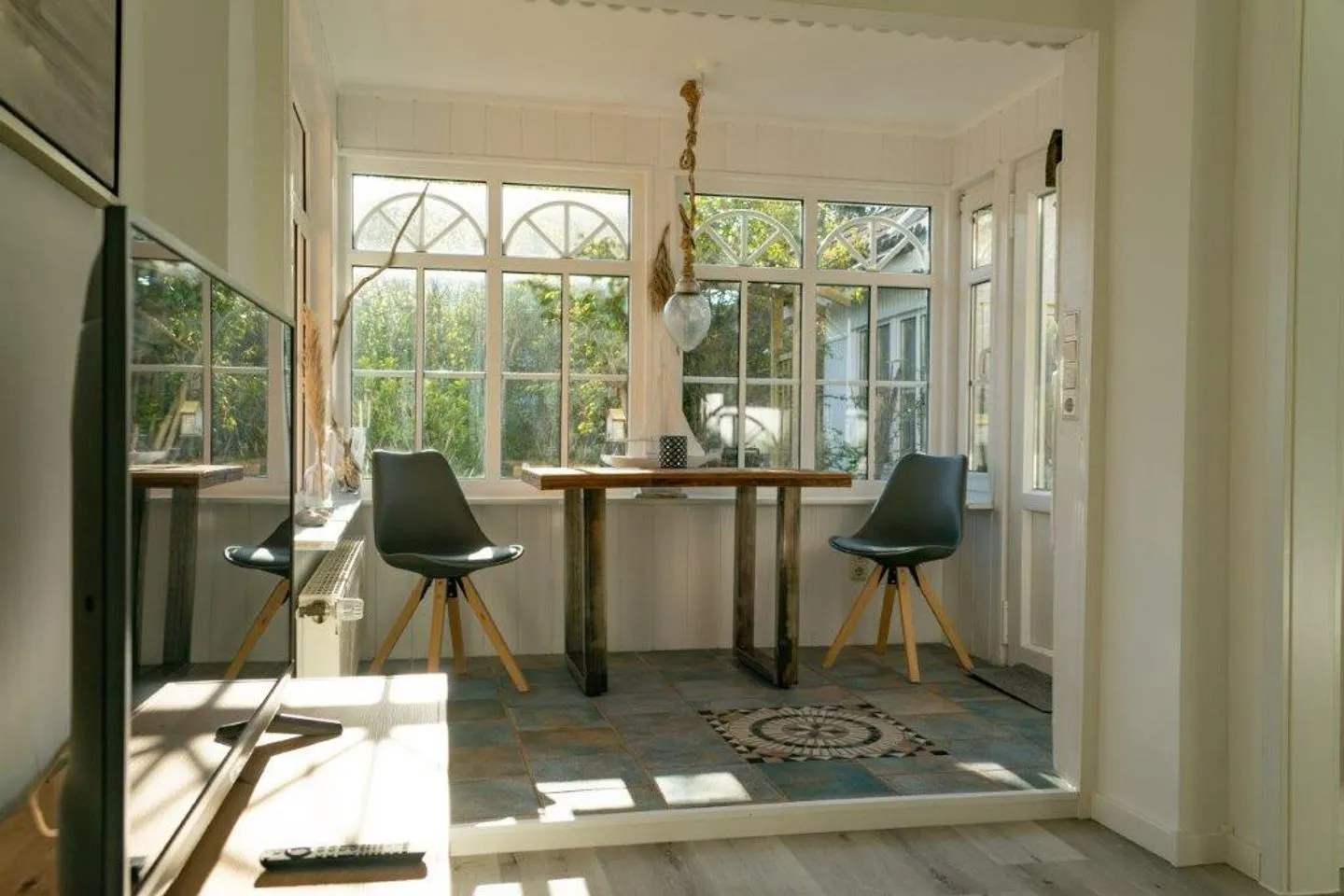 Meedenhus 'ACHTERN'  -