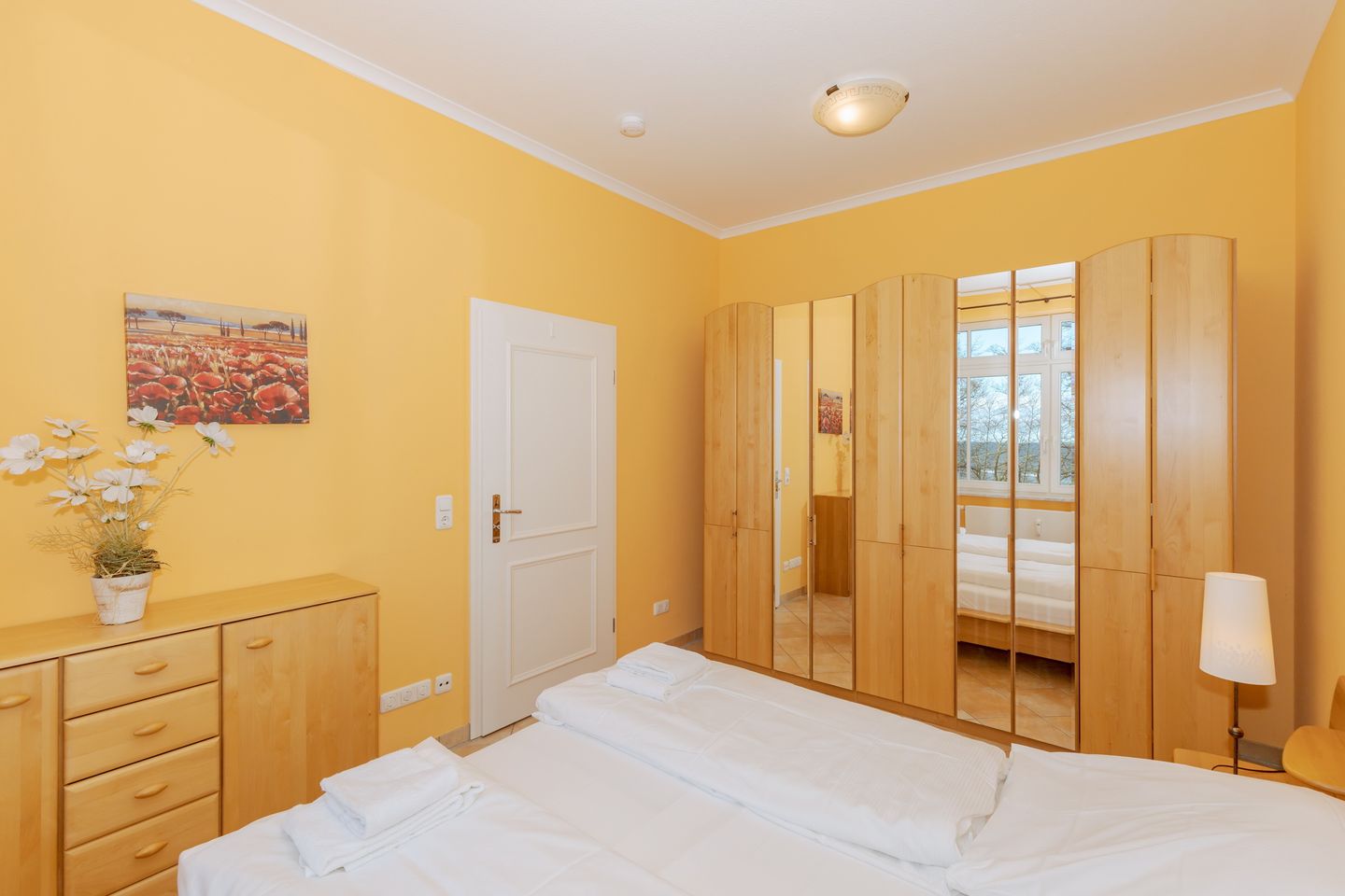 Dünenschloss Dünenschloss 1-26 Kühlungsborn - Schlafzimmer mit Doppelbett