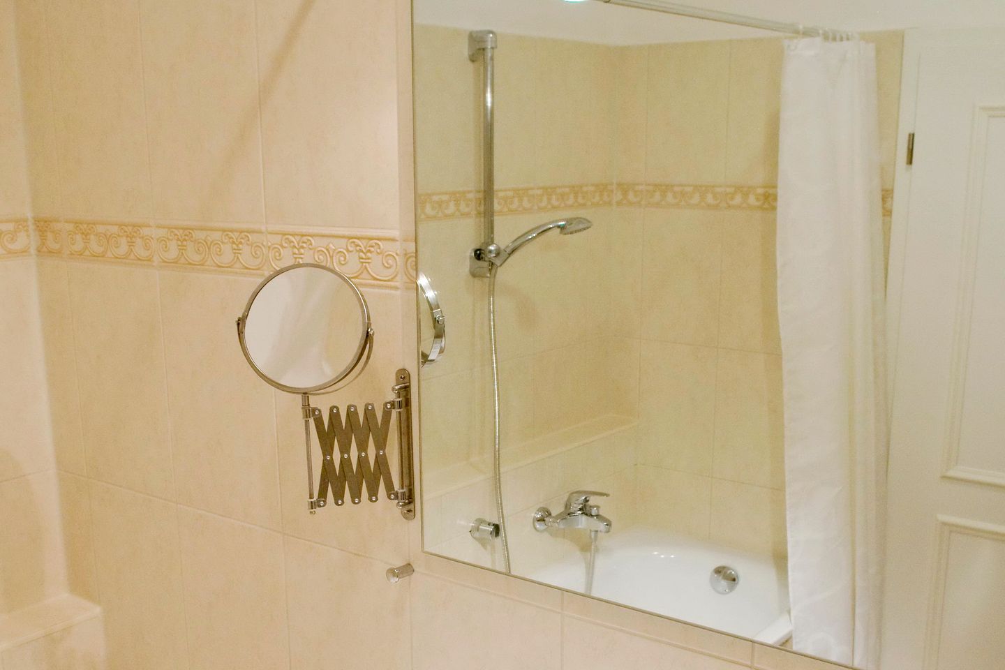 Dünenschloss Dünenschloss 1-26 Kühlungsborn - Badezimmer mit Dusche