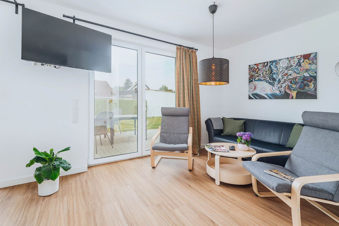  Zur Oie 27 "Westwind" (links) Fischland-Darss-Zingst - 