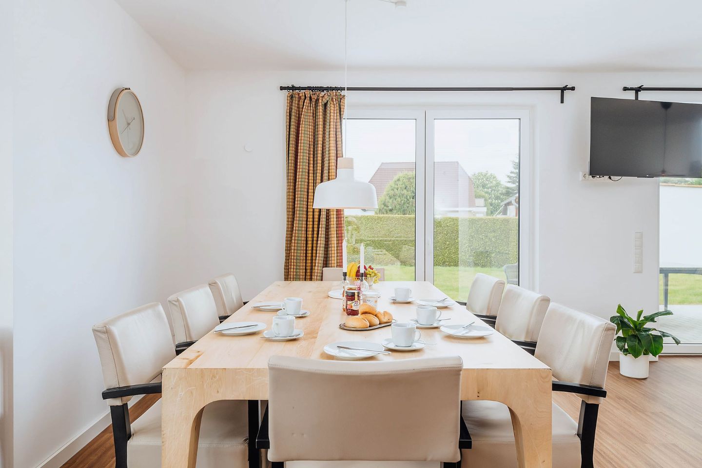  Zur Oie 27 "Westwind" (links) Fischland-Darss-Zingst - 